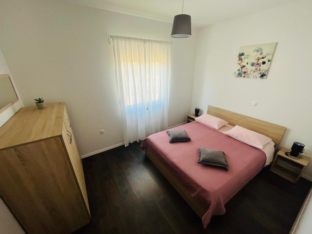 Apartment Sanja - Appartement à Deux Chambres