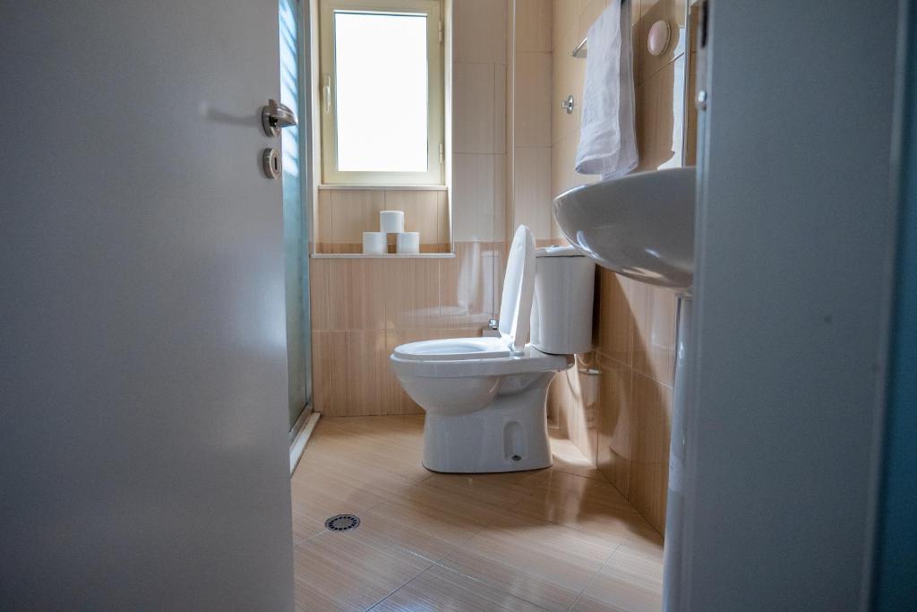 Blue Gold Apartment in Tirana Center - THE NEST - Image 6