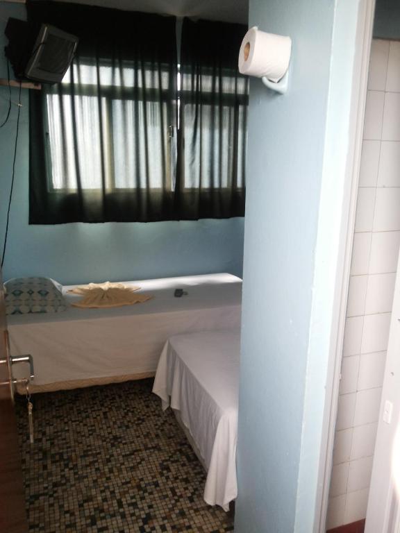  Santa Cruz Hotel