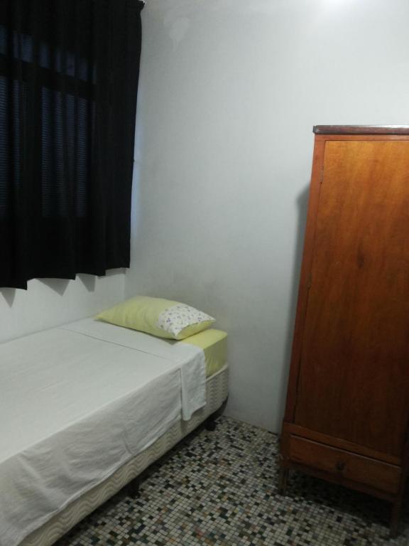  Santa Cruz Hotel