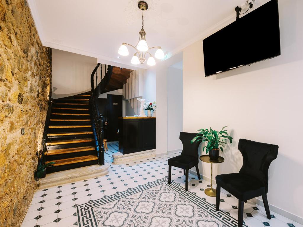 Neapolis 1897 Boutique Luxury Rooms - Resim 41