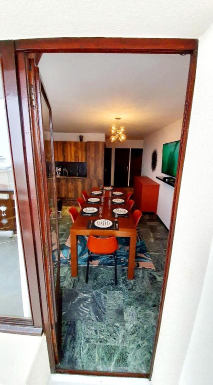Posezení v ubytování CENTRE 10mn Pied pistes et JANDRI 3S VUE MUZELLE 8 pers Wifi