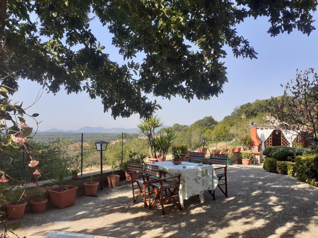 Nespecifikovaný výhled na hory nebo výhled na hory při pohledu z bed and breakfast