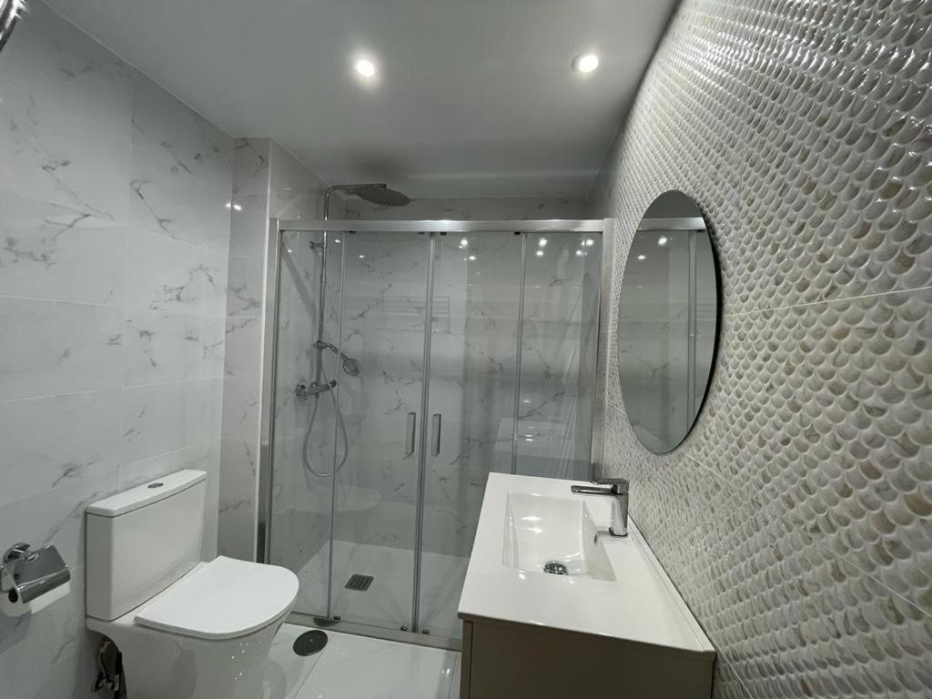 A bathroom at Apartamento Edificio Coral