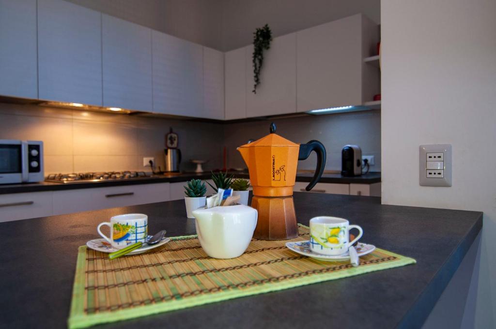 A kitchen or kitchenette at [MaffeiHouse] 5 min to Hospital
