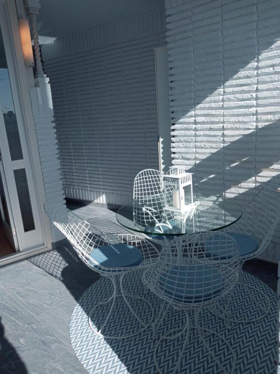 Część wypoczynkowa w obiekcie Skyline Suites Costa del Sol