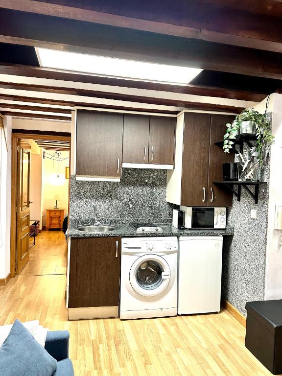 Apart. Entrepatios - 3