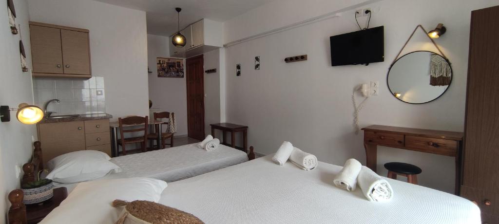 Kapetanos Rooms - 18