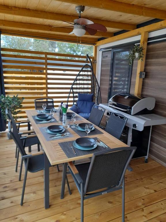 Fotografie z fotogalerie ubytování Mobile home Ami & Alen v destinaci Biograd na Moru