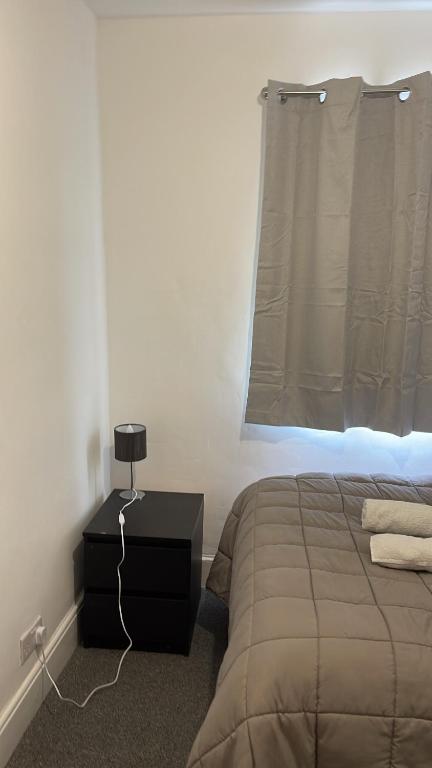 Postel nebo postele na pokoji v ubytování Small room in Horfield 3