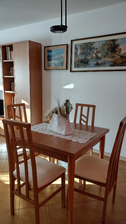 A seating area at Donatella Apartment
