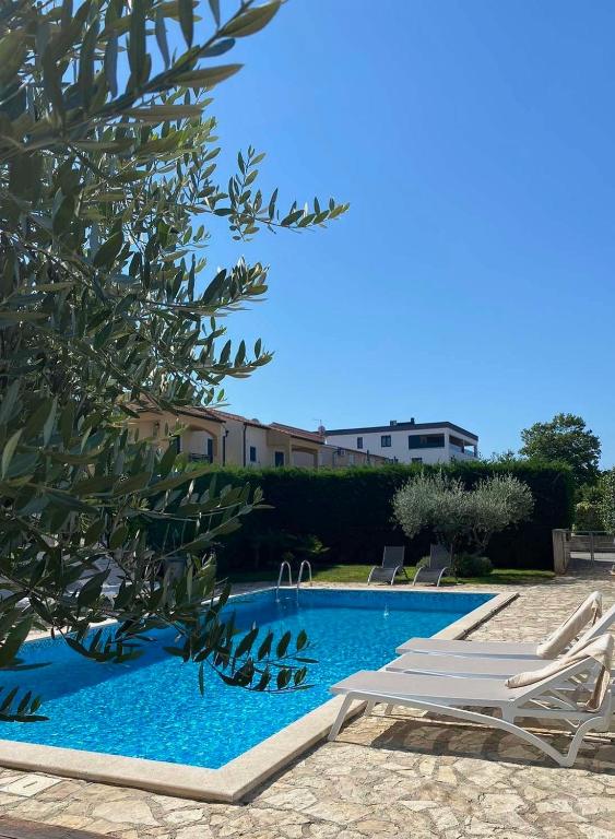 Sunny View Apartment, Banjole (posodobljene cene za leto 2024)