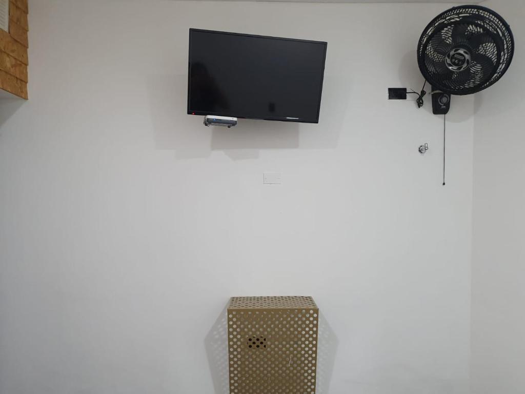 TV a/nebo společenská místnost v ubytování Hotel Prestige