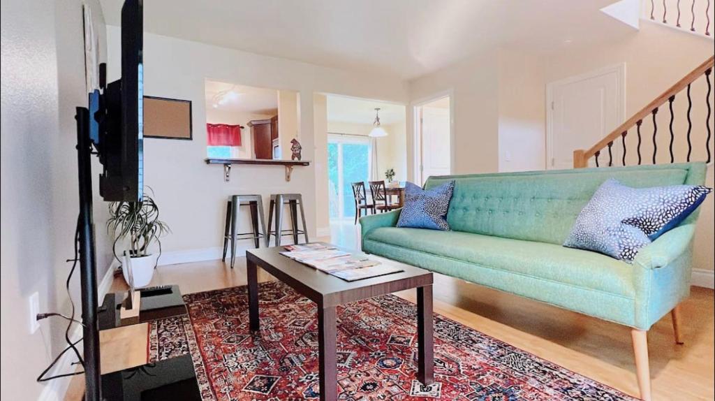 Arctic Bear Retreat in Downtown Anchorage, Anchorage Updated 2023 Prices