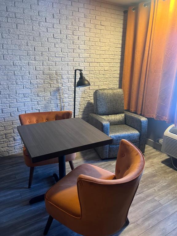 Posezení v ubytování Complexe Dix80