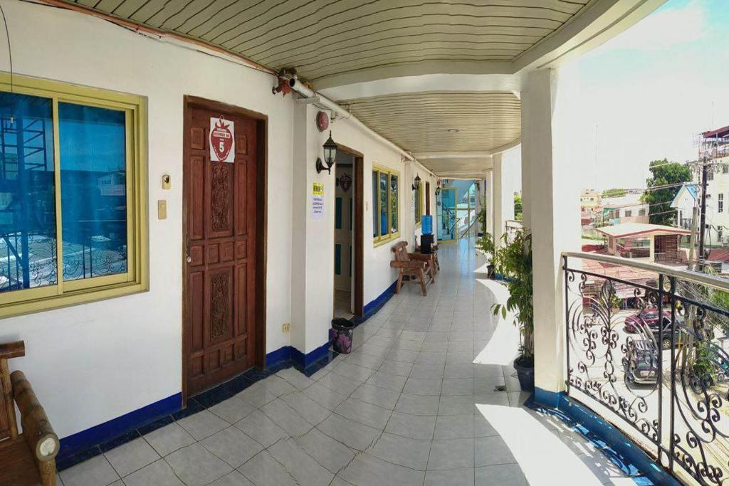 Balkón nebo terasa v ubytování Istroberi Inn Palawan near Airport