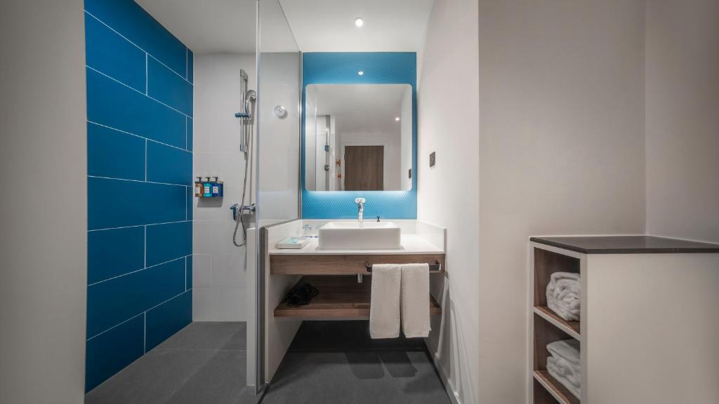 Koupelna v ubytování Holiday Inn Express Shanghai Qingpu New City by IHG