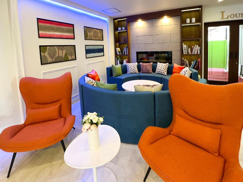 Posezení v ubytování Grand Park Hotel Panex Chiba