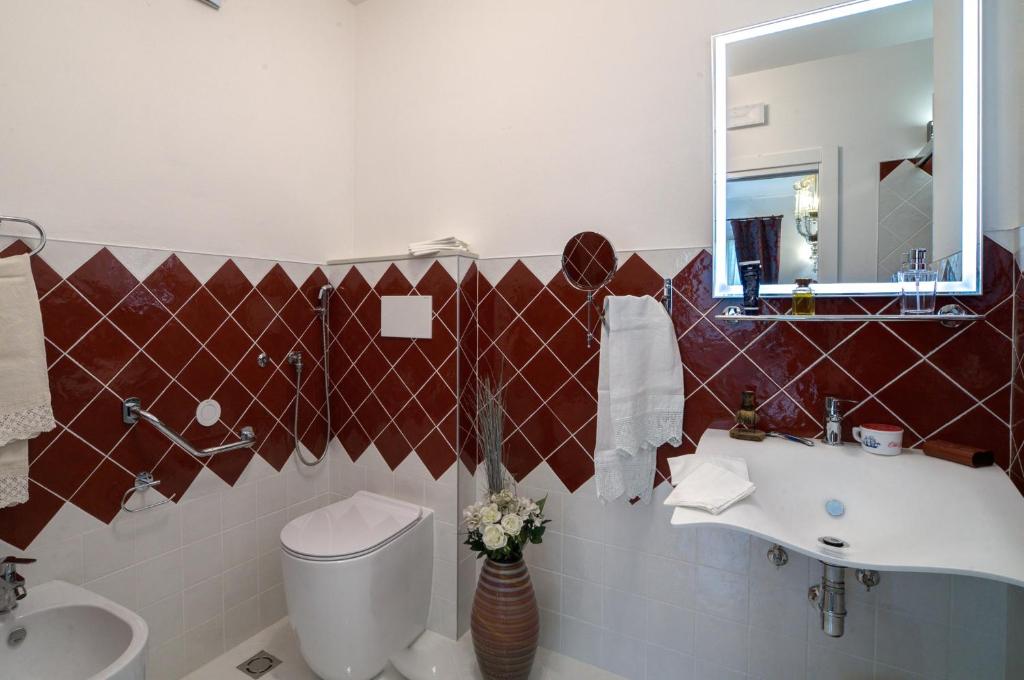 Koupelna v ubytování Cadifiore B&B