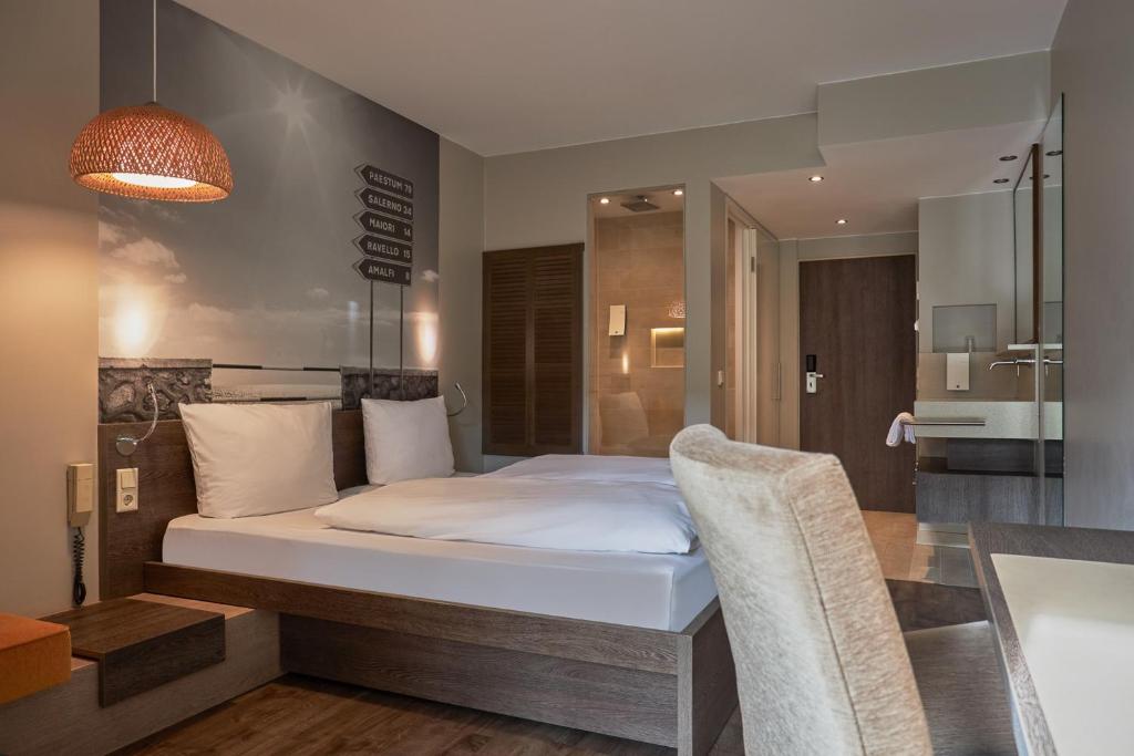 
Business Single Room
