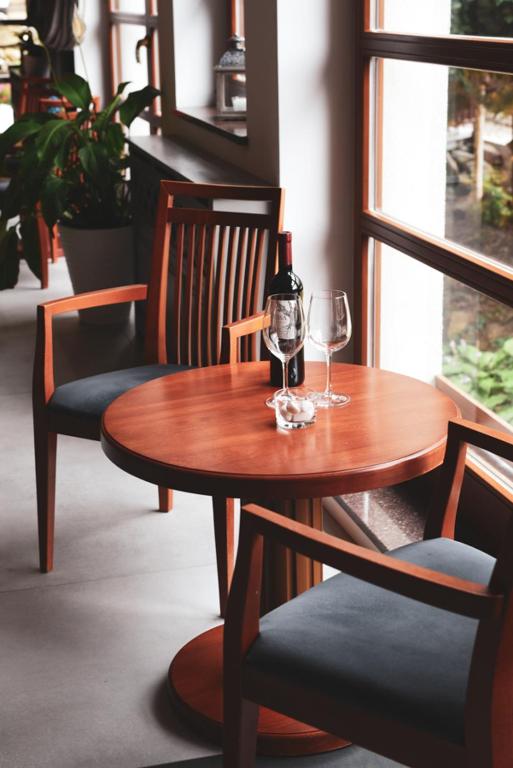 Posedenie v ubytovaní Hotel Promyk Wellness & Spa