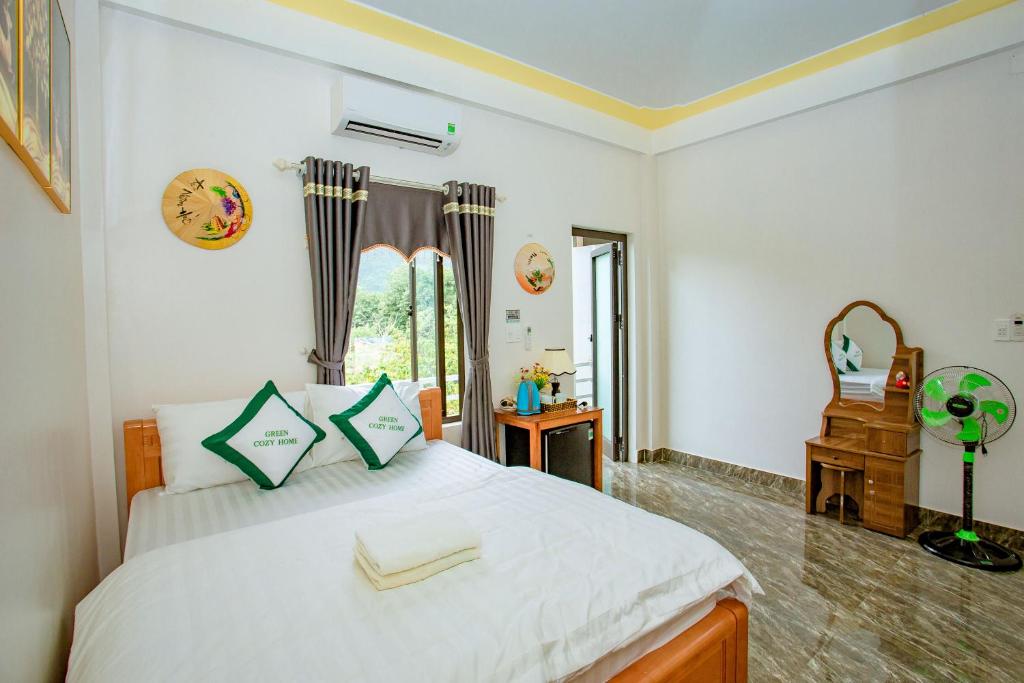 Green Riverside Cosy Home - 16