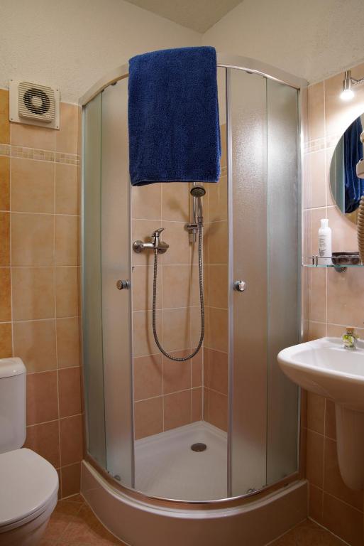 Koupelna v ubytování Hotel Villa Lauretta