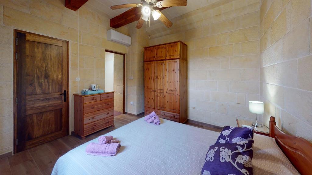 Qala Bed&Breakfast with swimming pool - IL-Wenniessa - 14