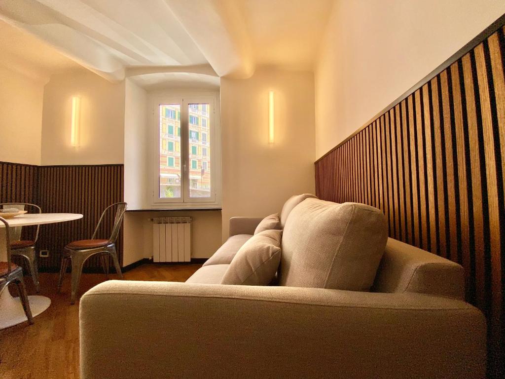 A seating area at CasaViva - Octopus House in Camogli