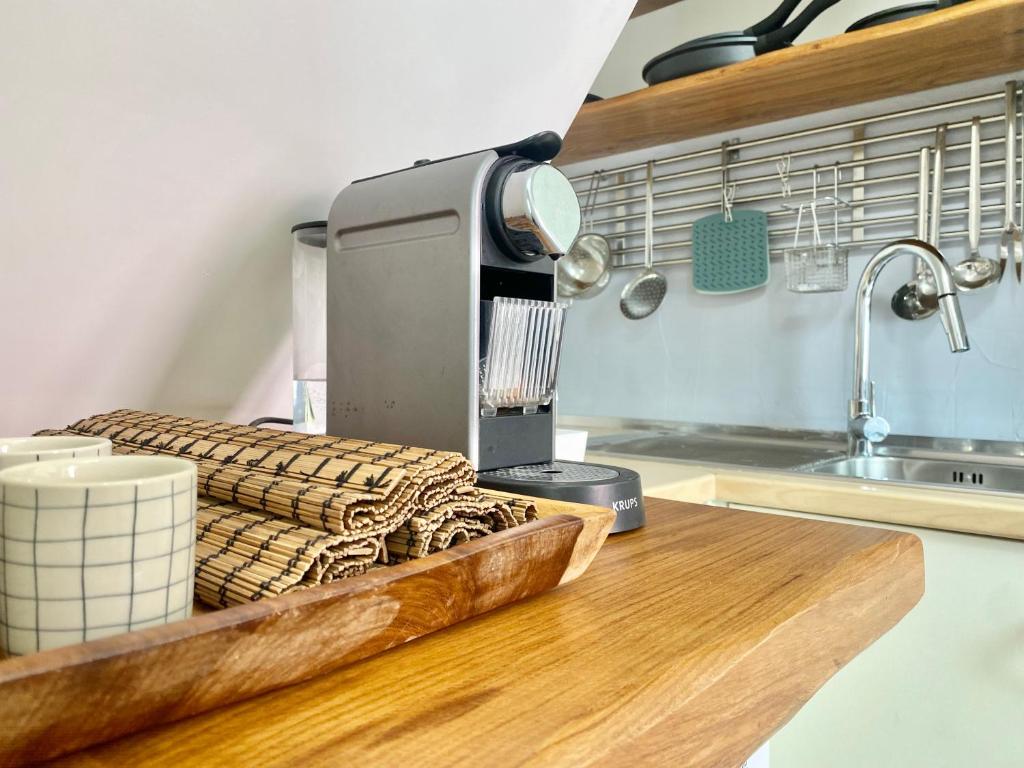 A kitchen or kitchenette at CasaViva - Octopus House in Camogli