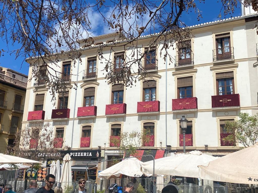 BiBo Suites Plaza Nueva - Resim 8