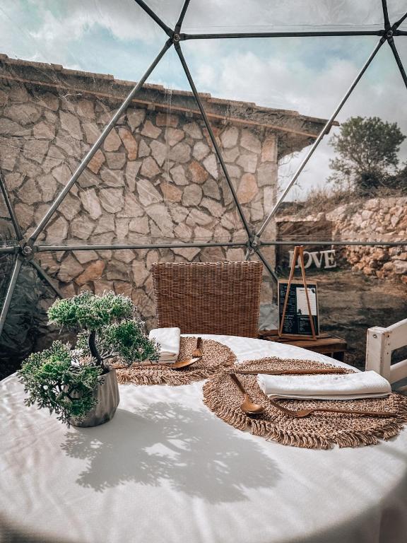 Suite con Burbuja, Canyelles – Updated 2023 Prices
