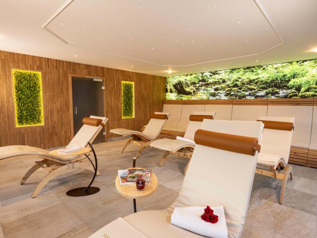 Posezení v ubytování Wellnesshotel Sonnenhof & Sonnhalde