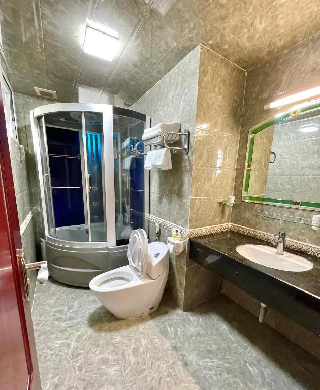 LIBRA HOTEL - Sala Familiar Con Baño