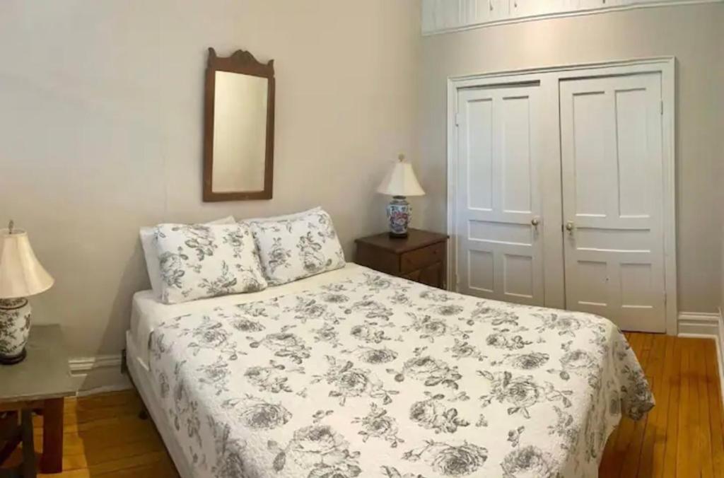 32 Ontario St – Photos 1