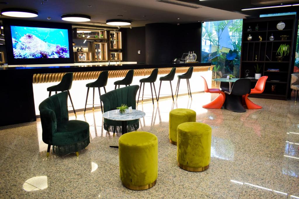 Hoteles de lujo en Caracas, mejor valorados 444862383