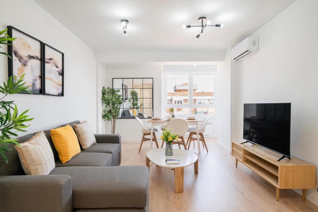 Apartment dobohomes Argenta, Madrid, Spain