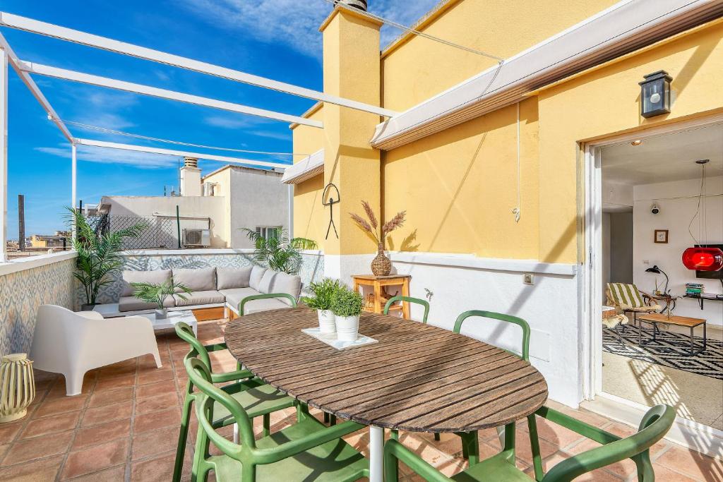 Balkón nebo terasa v ubytování San Juan Penthouse in Malaga by Solaga Holiday Homes