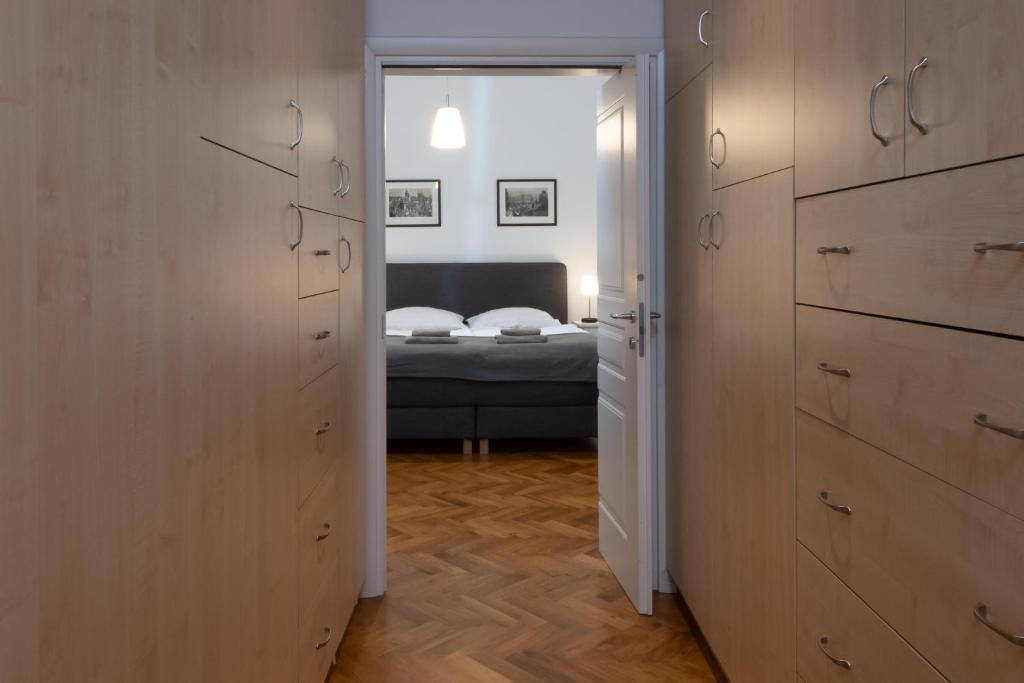 Apartman Carolinum - Two-Bedroom Apartment