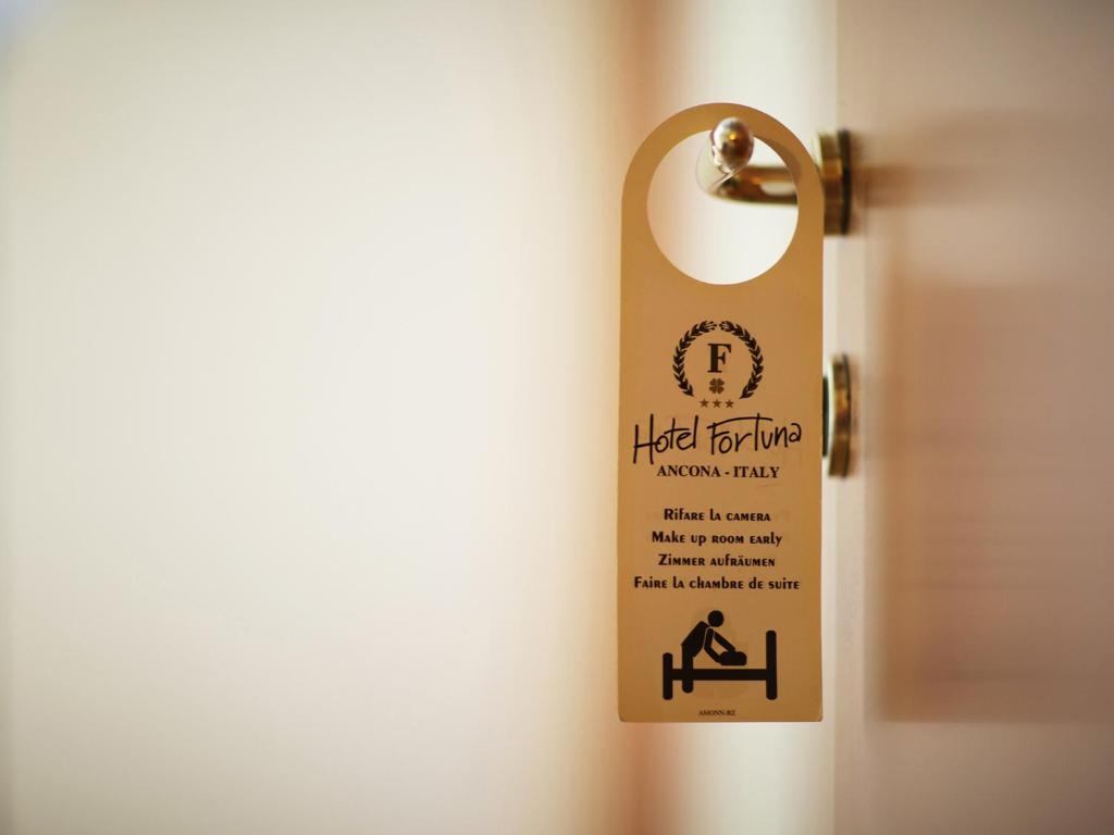 Certifikát, hodnocení, plakát nebo jiný dokument vystavený v ubytování Hotel Fortuna