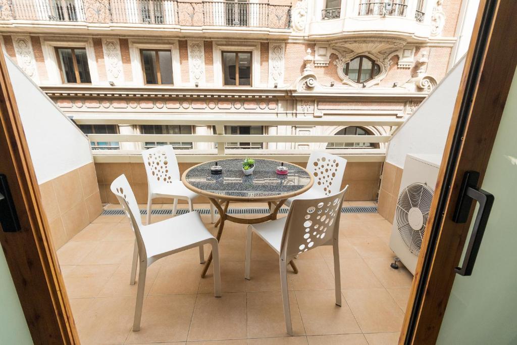 Loft con terraza centro Valencia, Valencia – Updated 2023 Prices