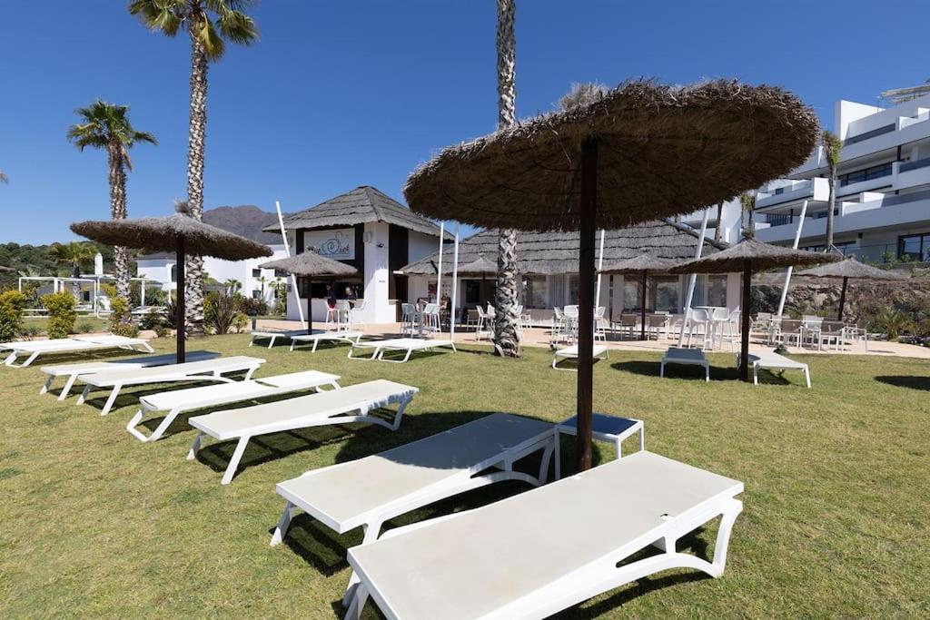 Fotografie z fotogalerie ubytování Ground Floor, 2 bedroom Apartment @ Estepona Hills v destinaci Estepona