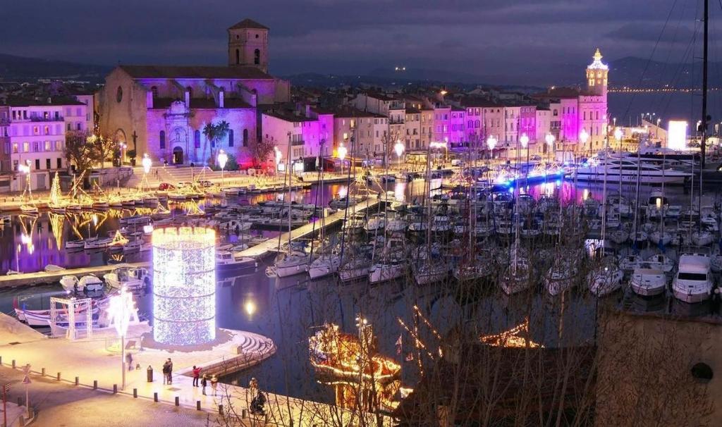 Výhľad na mesto La Ciotat alebo výhľad na mesto priamo z apartmánu