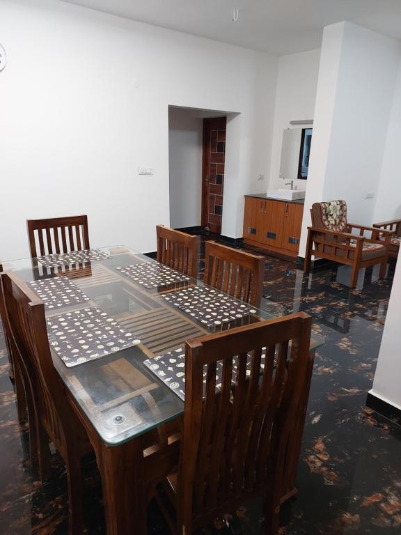 Fotografie z fotogalerie ubytování Kodai Diva Inn - Home Stay v destinaci Kodaikānāl