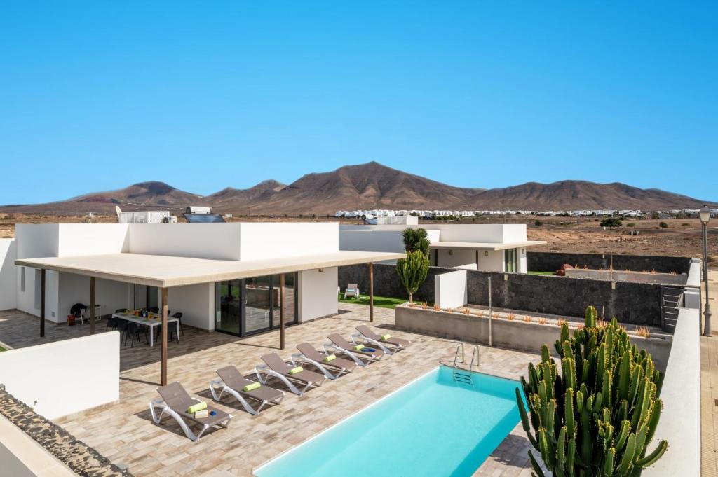 Villa Salvia by Villa Plus