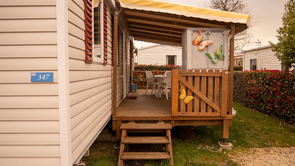 Patio nebo venkovní prostory v ubytování MOBILHOME Familial