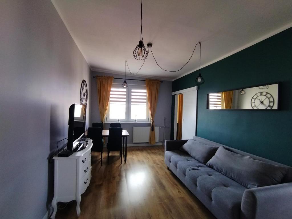 TV a/nebo společenská místnost v ubytování Apartament przy Zamku Krzyżackim