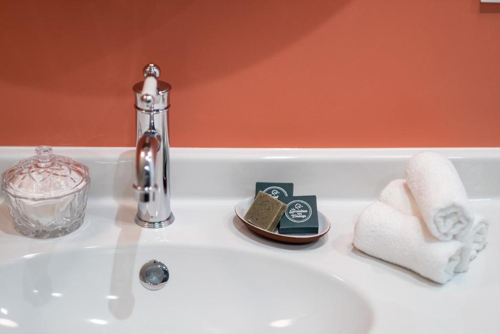 Le Sommelier - Double Room With Private Bathroom