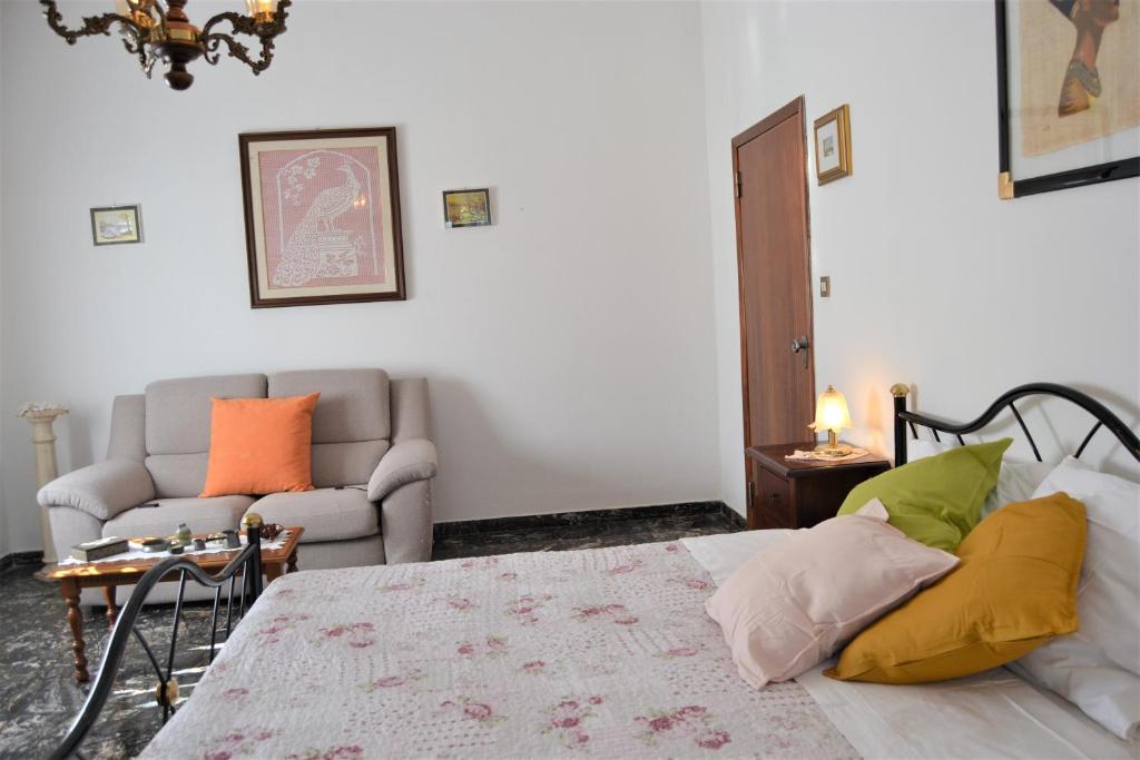 Posezení v ubytování OPERA21 TUSCANY SINGLE HOUSE LUCIGNANO