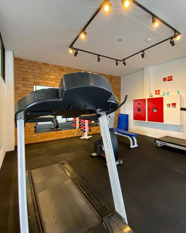 Fitness centrum a/nebo fitness zařízení v ubytování Hotel Imperatriz Premium